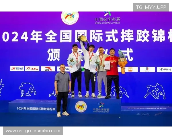 摔跤世界锦标赛冠军退役，回忆篇幅感动全网