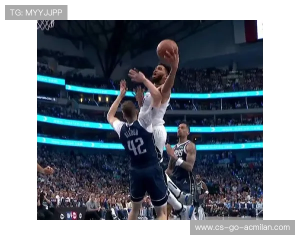 唐斯外线射中压哨三分，森林狼全队怒吼庆祝