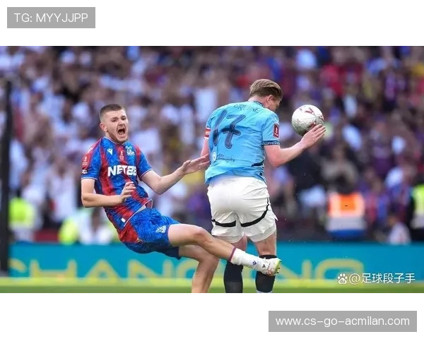 德布劳内禁区外重炮擦柱出界的启示：把握“差一点”的机会，成就非凡