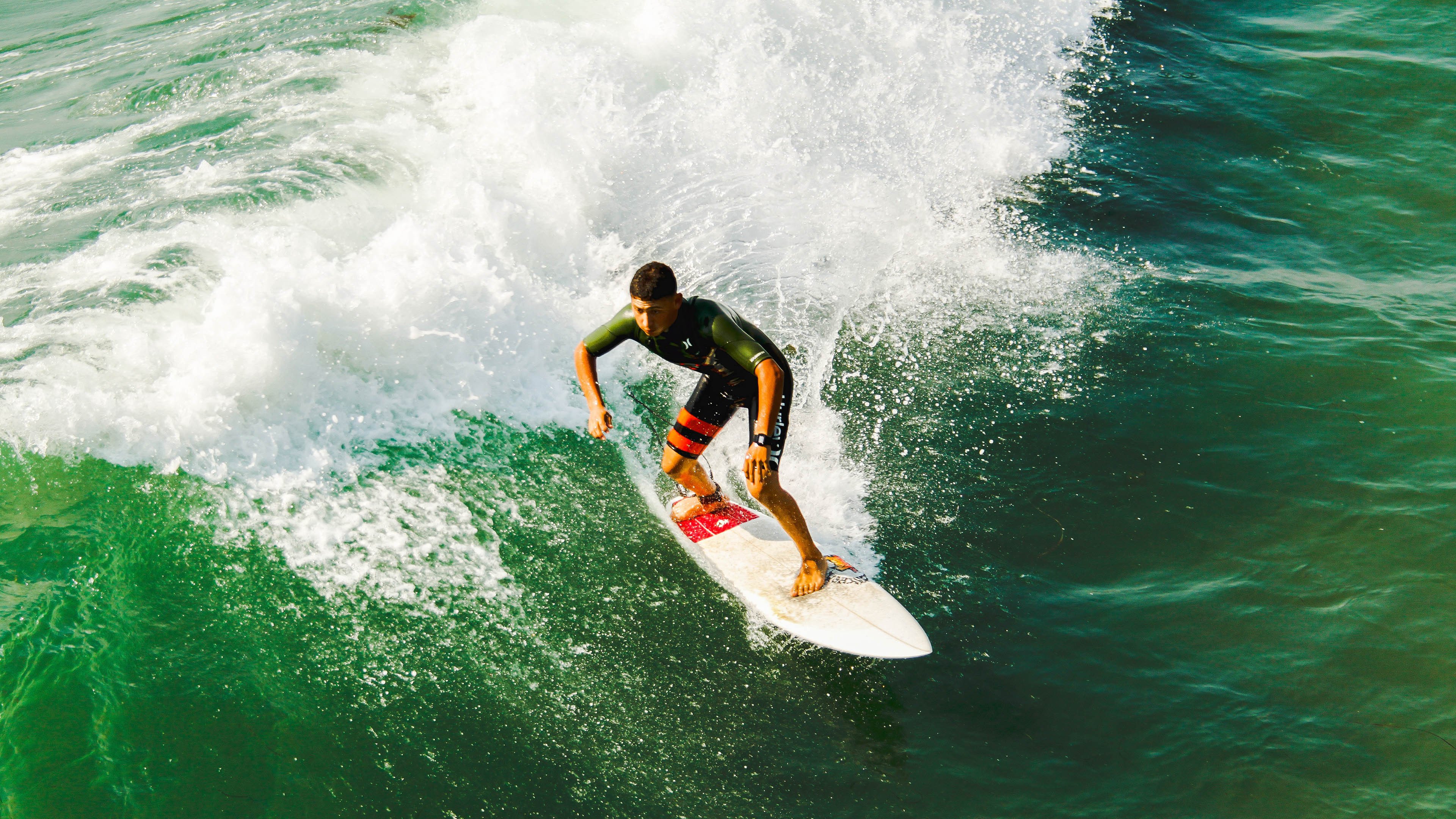 篮网队训练营开放日球迷爆满，篮网训练中心